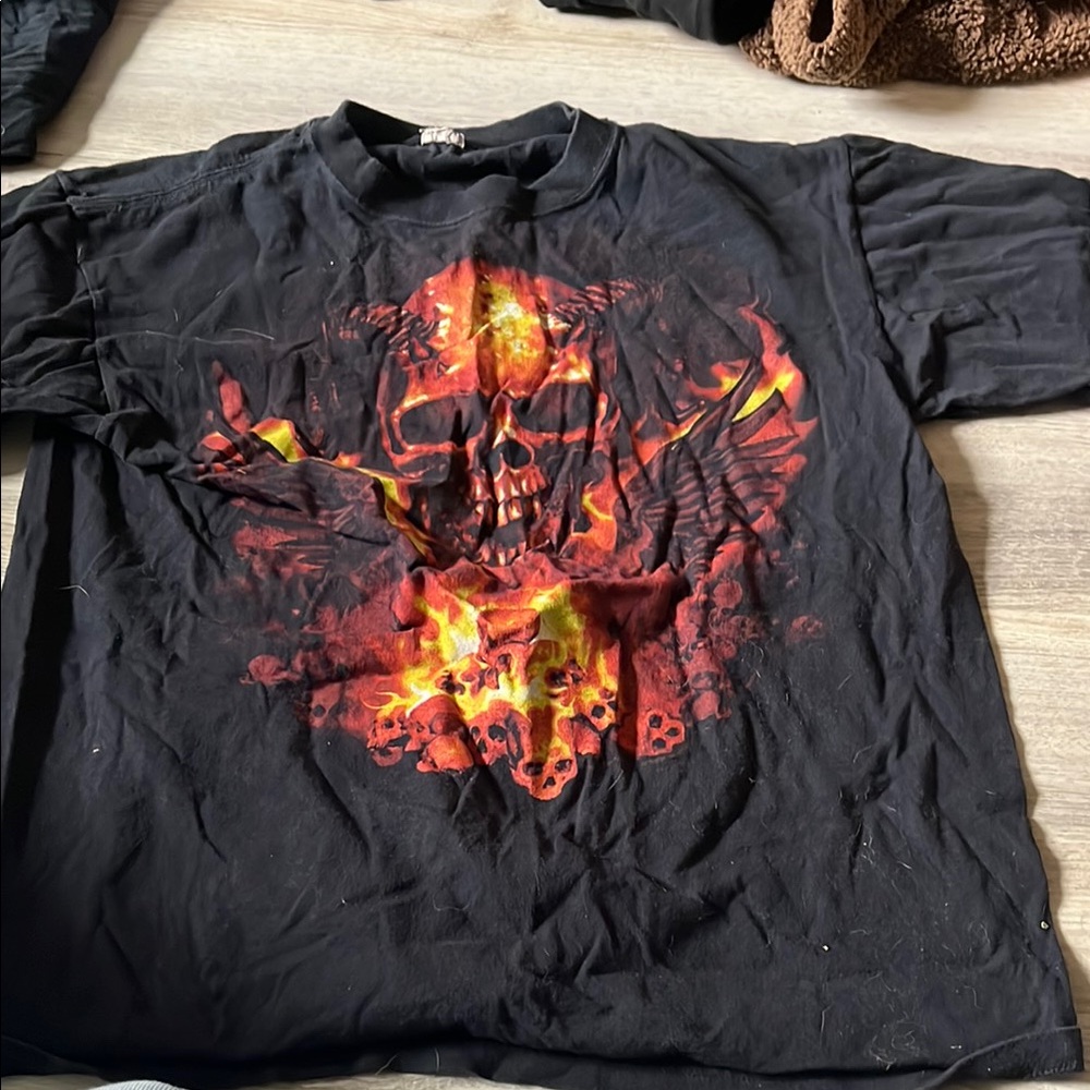 Black Skull Graphic Men's Shirt